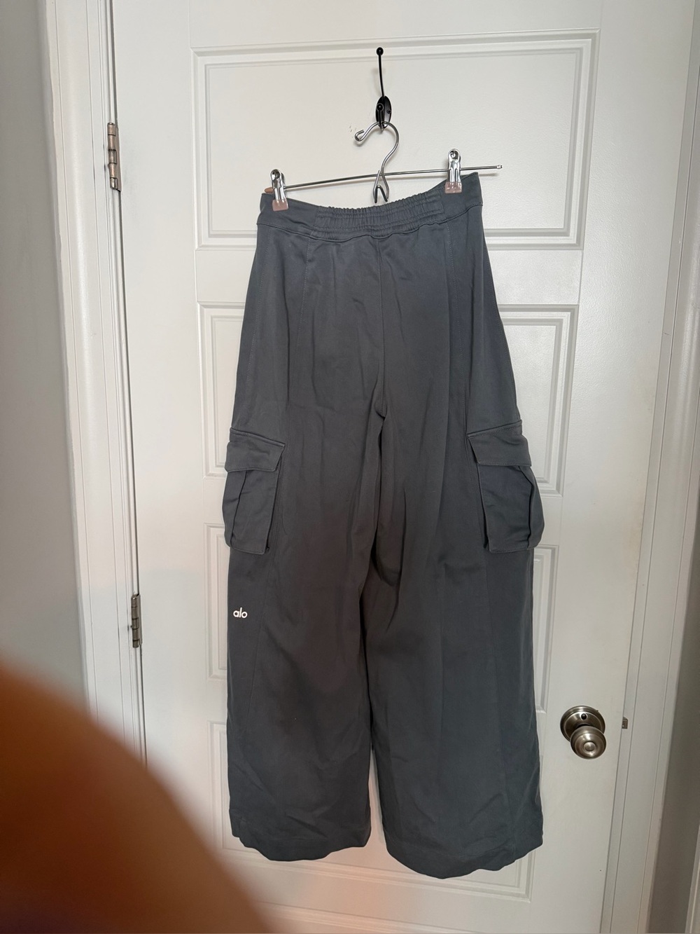 Alo Show Off Wide Leg Trouser
